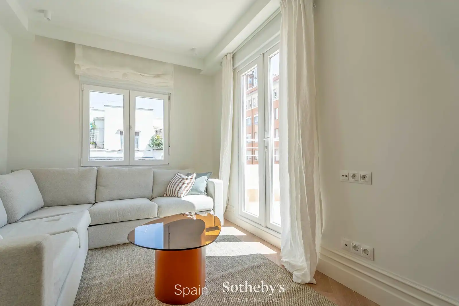 Sala de estar de Ático en venta en Madrid con Aire acondicionado, Calefacción y Terraza