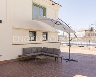 Terrace of Attic to rent in  Barcelona Capital  with Air Conditioner, Heating and Parquet flooring