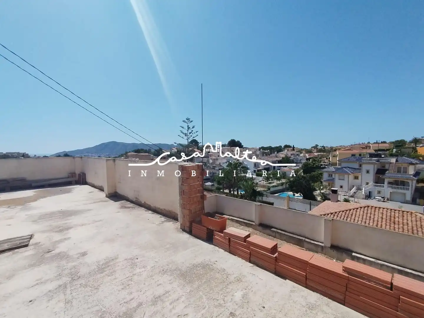 Exterior view of Houses for sale in L'Alfàs del Pi  with Private garden and Terrace