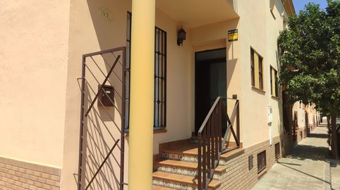 Foto 3 de Casa adosada en venta en Calle Invierno, Torre Cruz - Los Molinos, Utrera