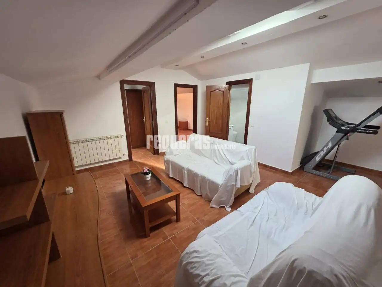 Habitación de Casa o chalet en venta en Avilés con Calefacción, Jardín privado y Amueblado
