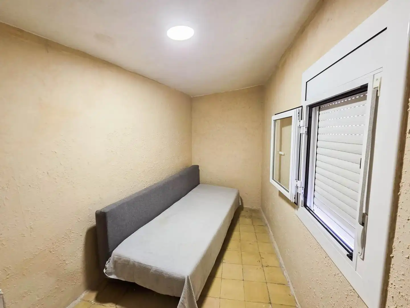 Habitación de Casa adosada en venta en Martorell con Aire acondicionado, Terraza y Trastero