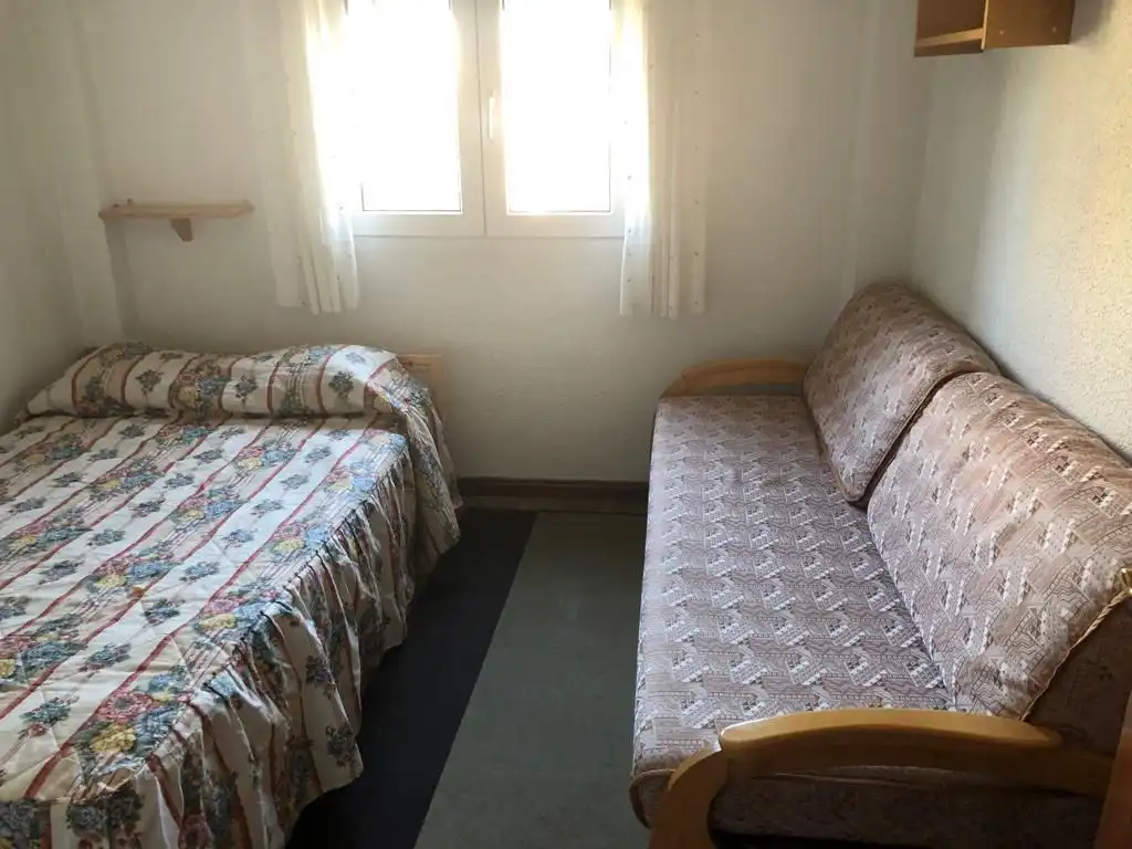 Bedroom of Flat for rent in Madrid  with Air Conditioner, Parquet flooring and Terrace