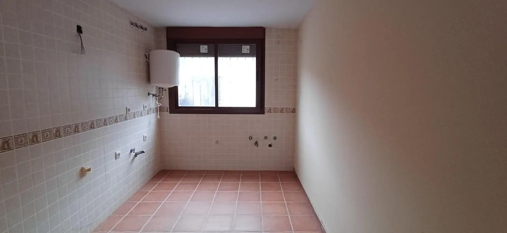 Küche von Erdgeschoss zum Verkauf in Ladrillar mit Terrasse und Balkon