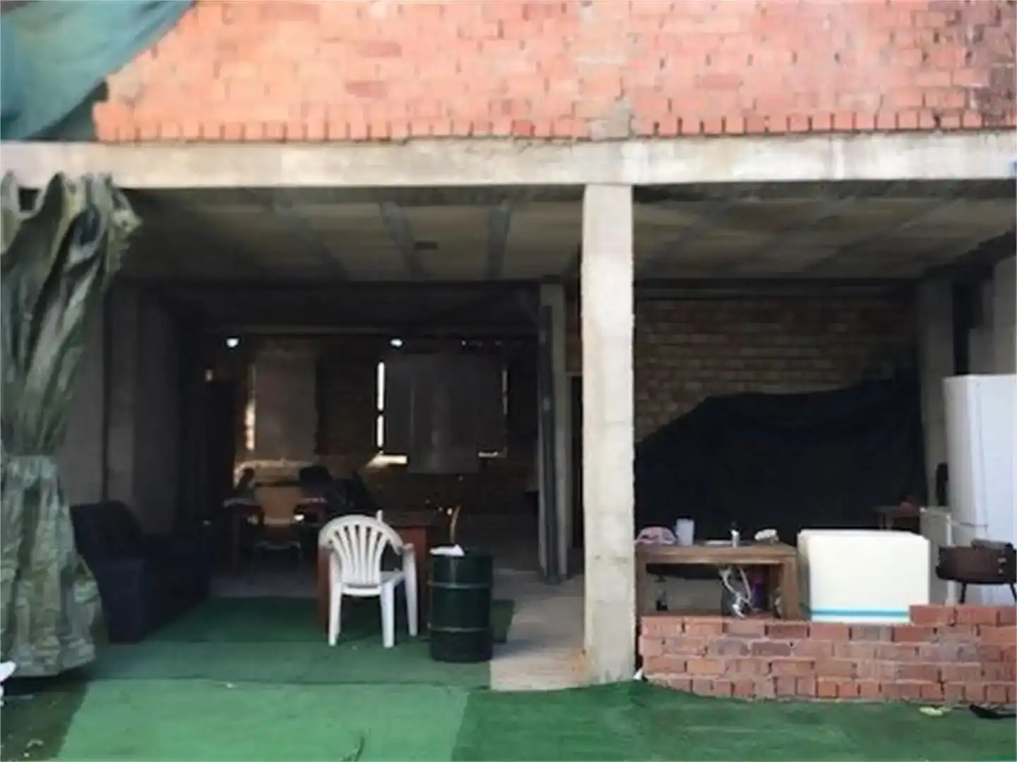 Casa adosada en venda en Gelves amb Balcó