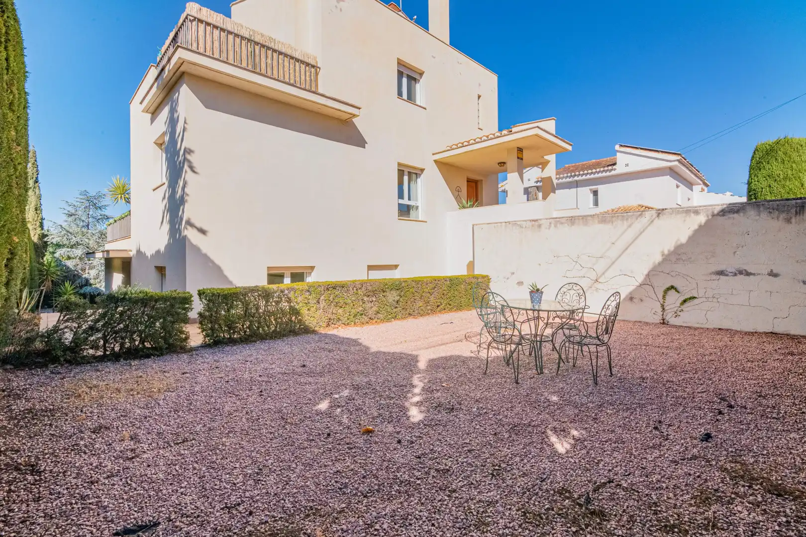 Houses for sale in Calle Veleta, Altos de la Zubia