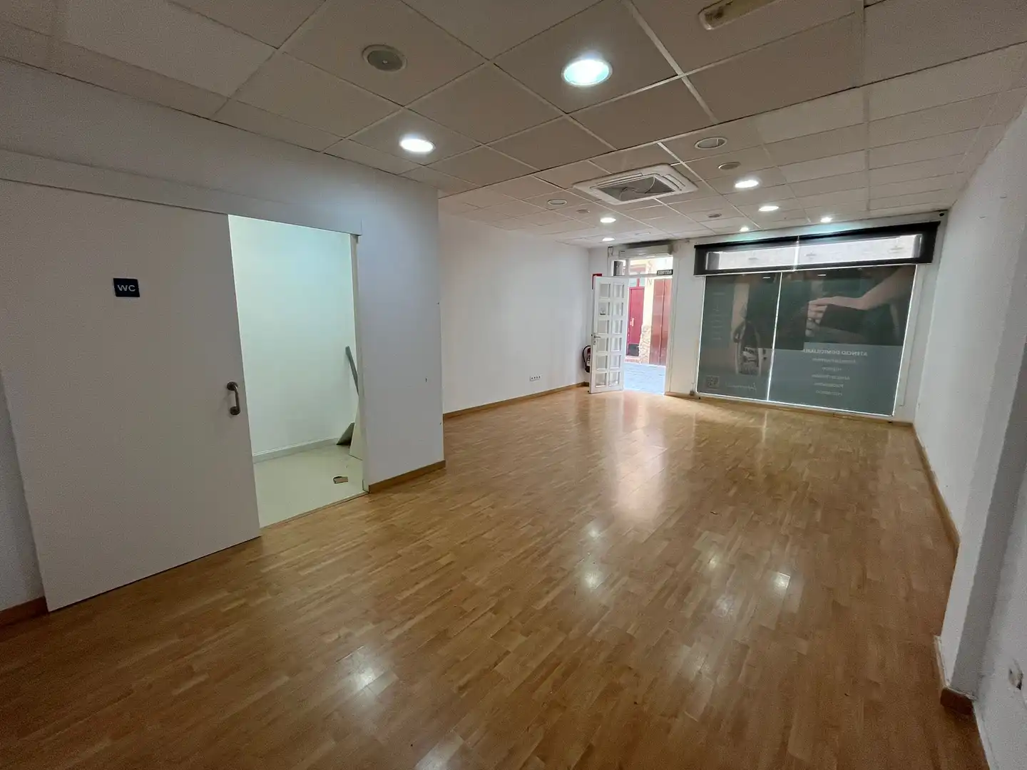 Business premises to rent in del Taquígraf Garriga, imagen 5