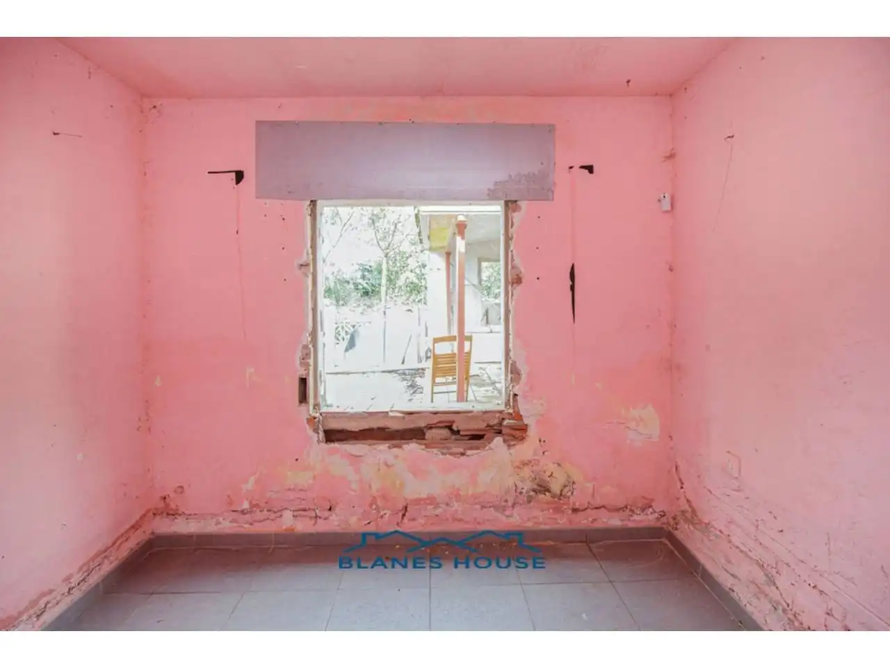 Houses for sale in Calle Tortora, Riudarenes