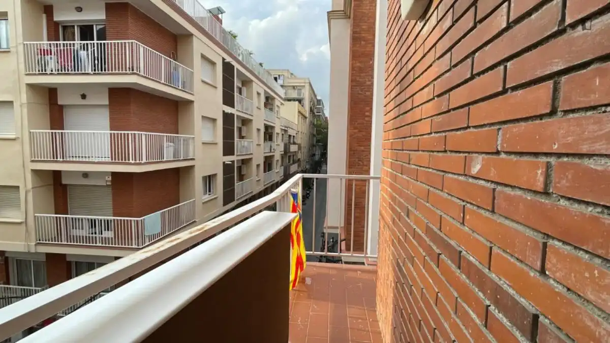 Balcony of Apartments for share in Sants - Montjuïc
