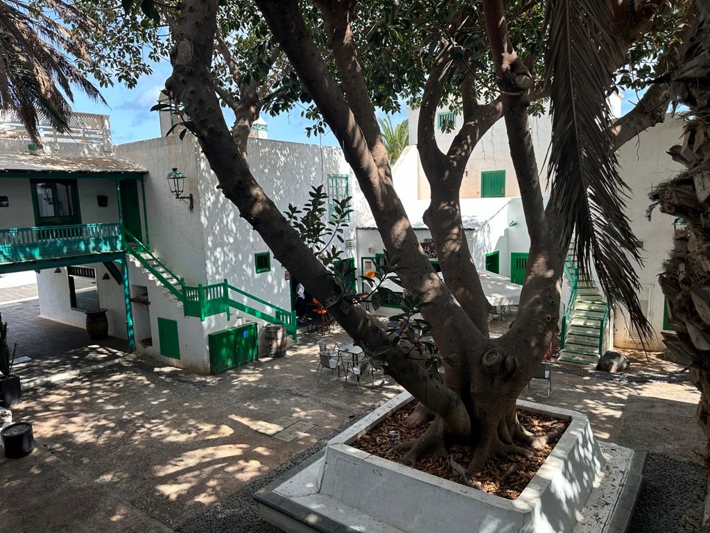 Vista exterior de Dúplex en venda en Teguise amb Terrassa, Moblat i Balcó