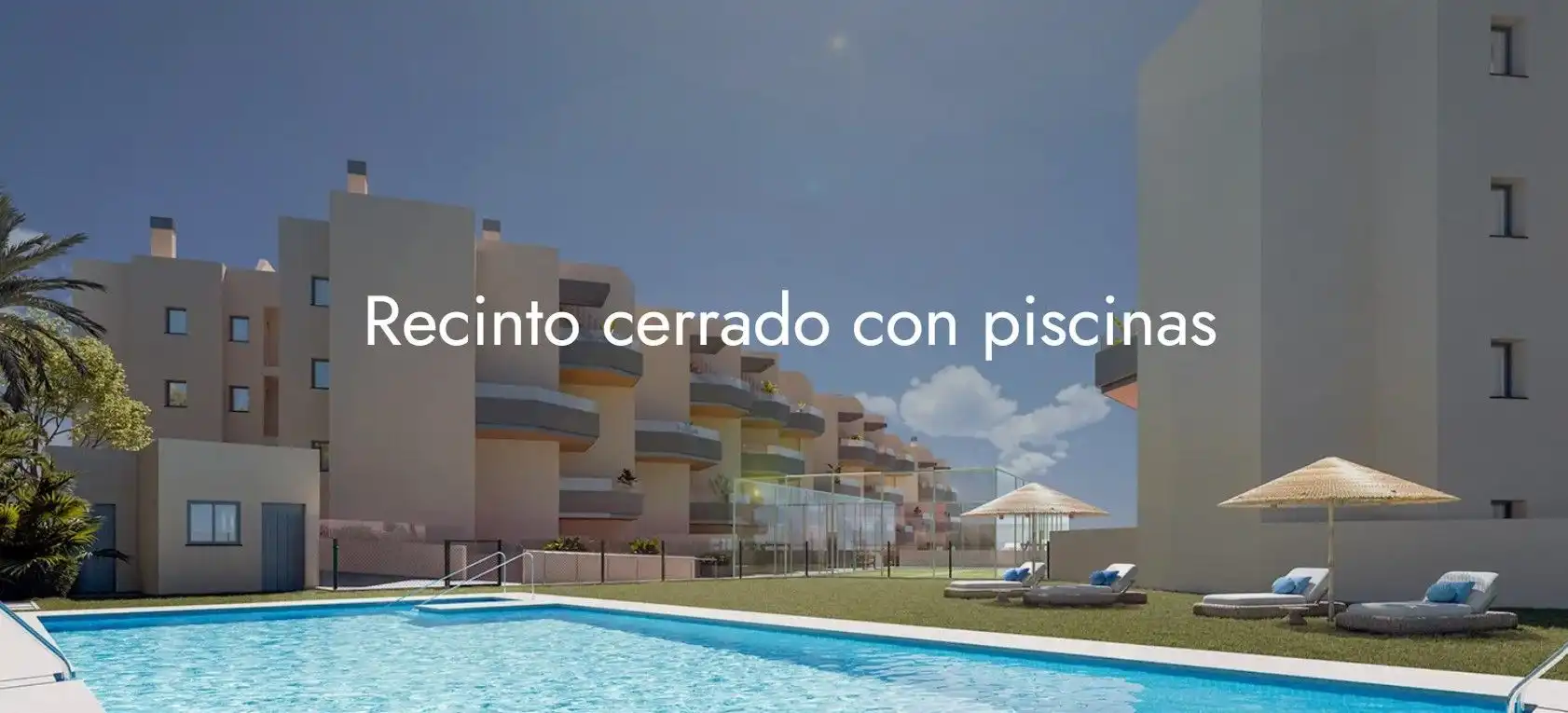 Piscina de Apartament en venda en Torrox amb Aire condicionat, Calefacció i Terrassa