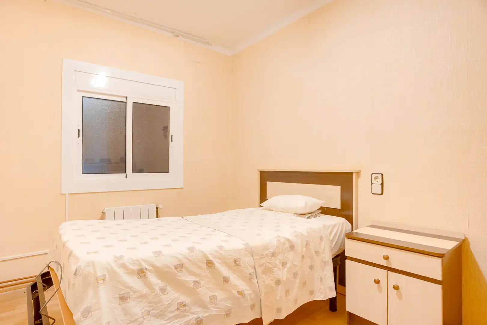 Bedroom of Flat for sale in L'Hospitalet de Llobregat