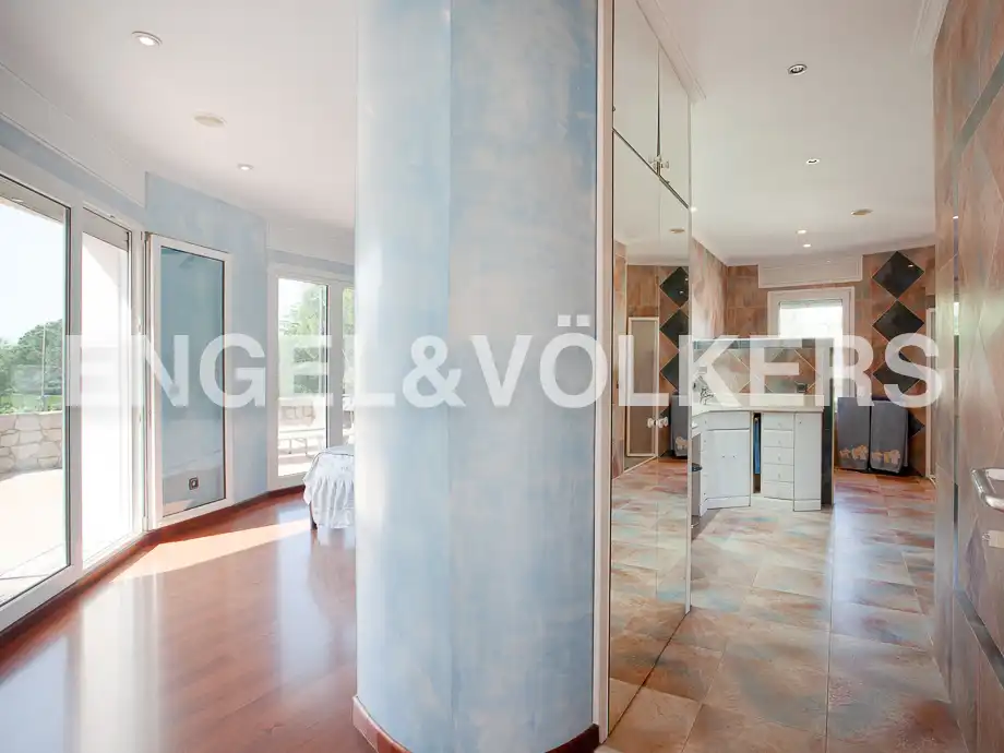 Casa o chalet en venta en Serra con Calefacción, Jardín privado y Trastero