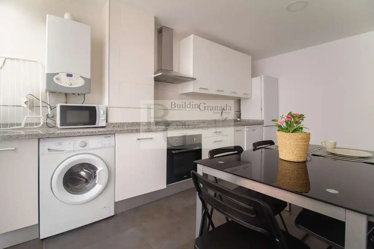 Cocina de Piso de alquiler en Granada con Calefacción, Terraza y Amueblado