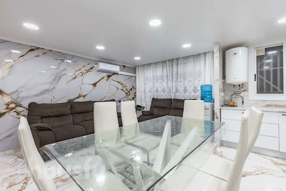 Comedor de Planta baja en venta en Badia del Vallès, Barcelona