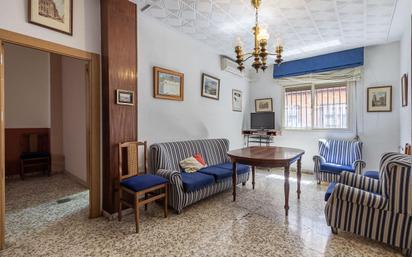 Living room of House or chalet for sale in  Granada Capital  with Terrace and Balcony