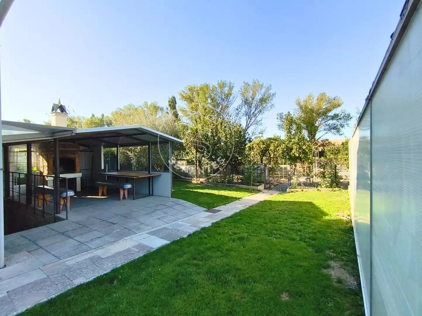 Country house zum Verkauf in Aranguren, Navarra
