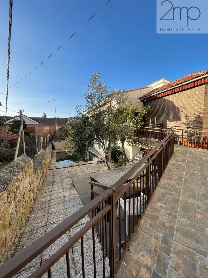 Residencial amb ascensor en venda a Manzanares El Real, imagen 2