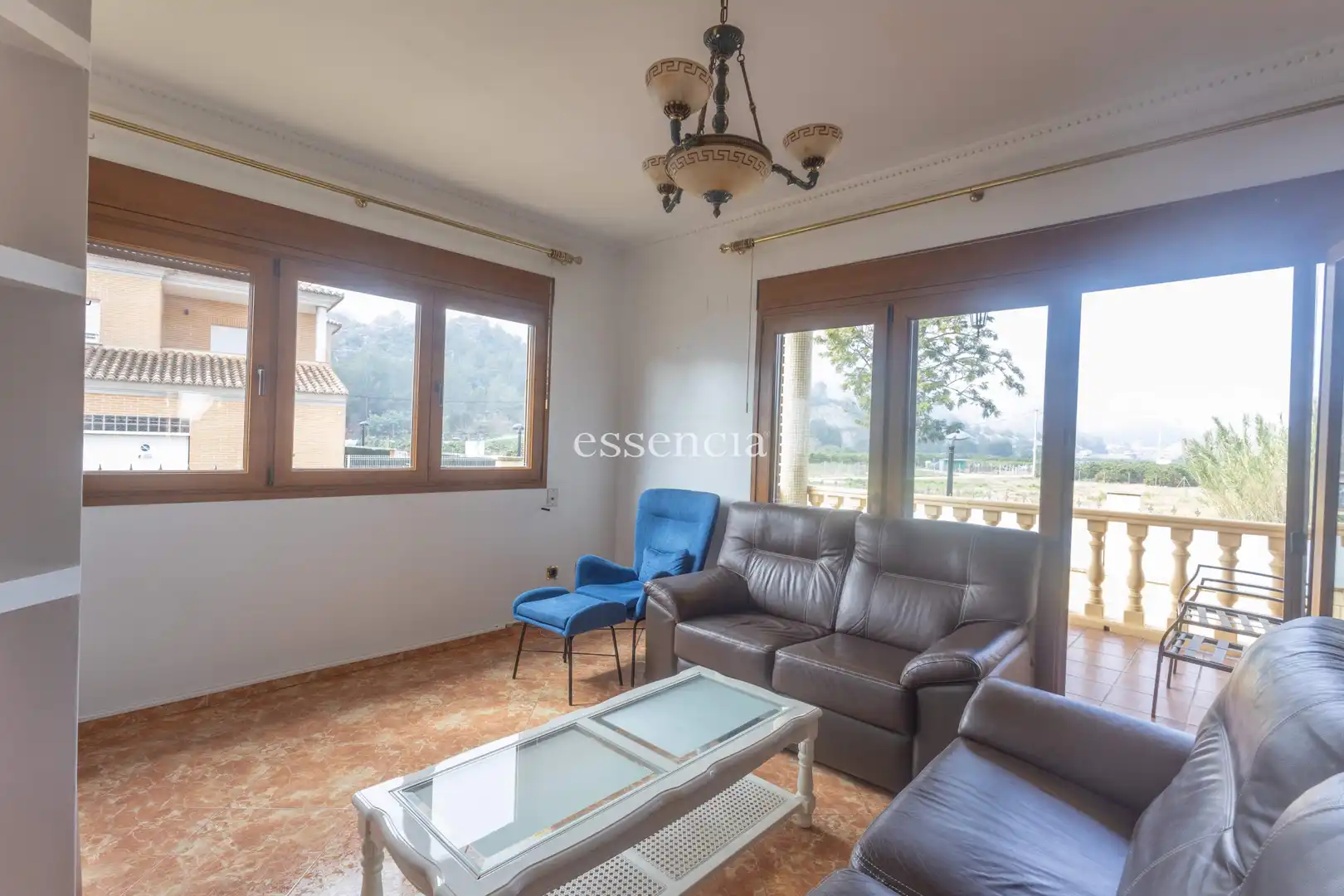 Sala de estar de Casa o chalet en venta en Benirredrà con Jardín privado, Trastero y Piscina