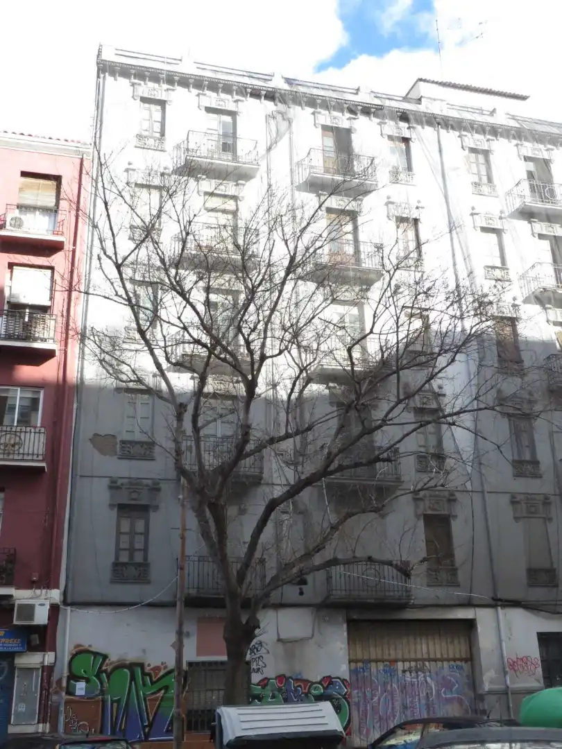 Vista exterior de Edifici en venda en  Valencia Capital