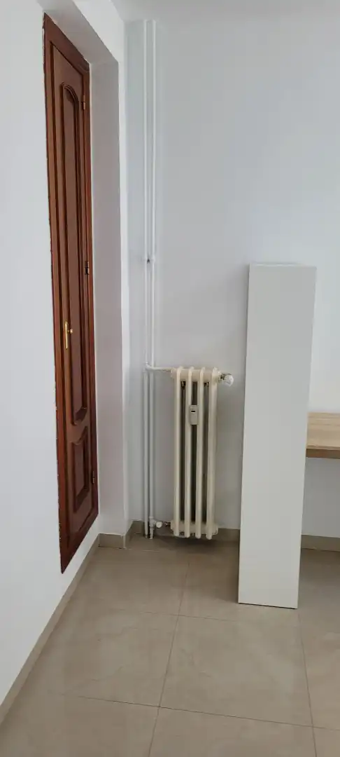 Piso de alquiler en Cuenca con Calefacción, Parquet y Amueblado