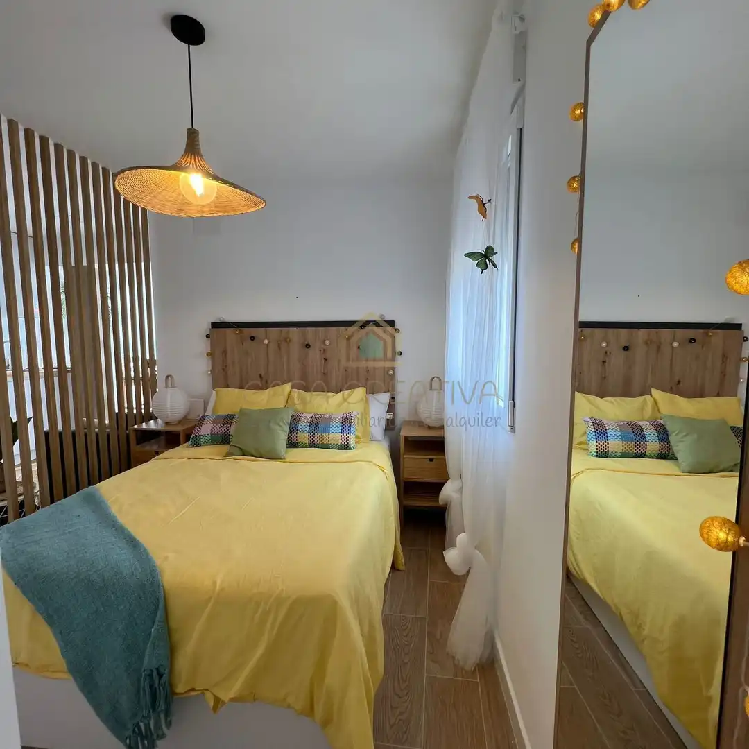Habitación de Estudio en venta en Sueca con Aire acondicionado, Calefacción y Amueblado