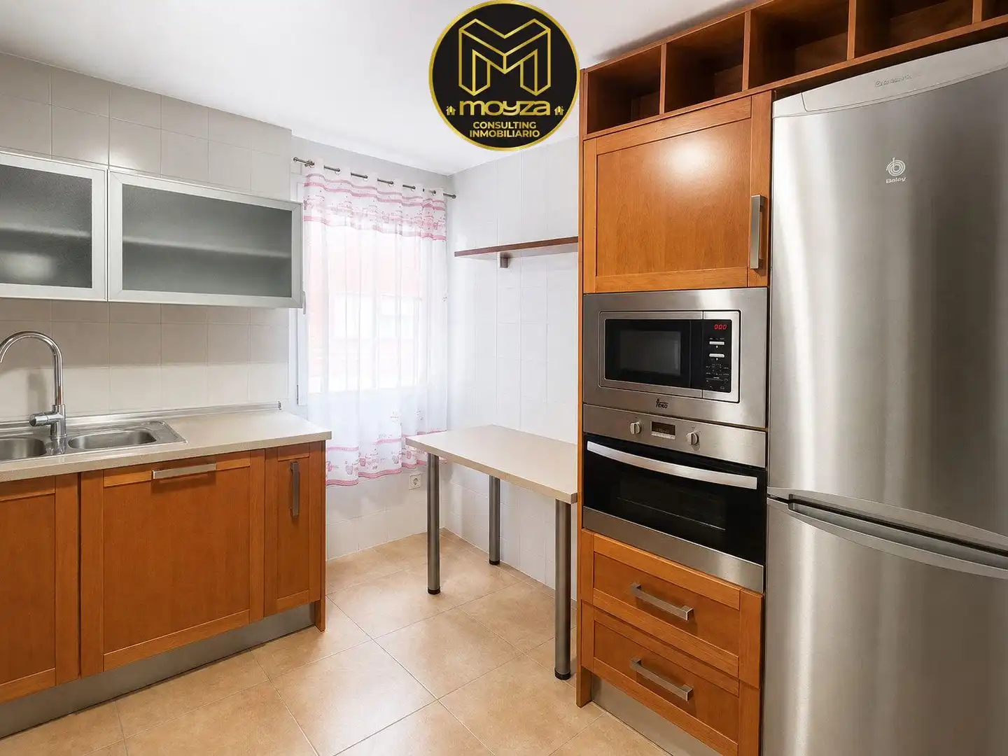 Cocina de Piso en venta en Jaén con Calefacción, Terraza y Trastero