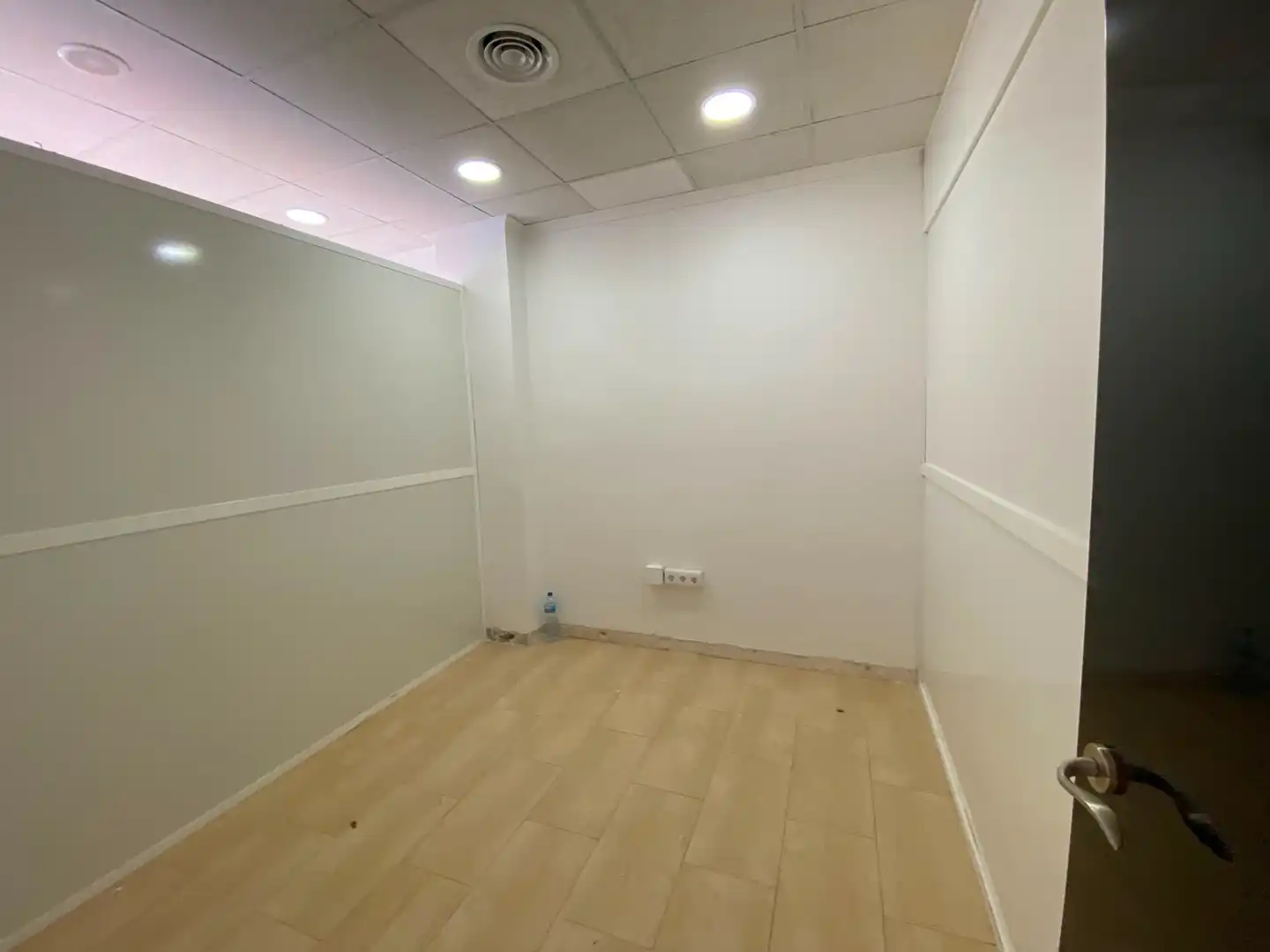 Local en venta en Bétera con Aire acondicionado