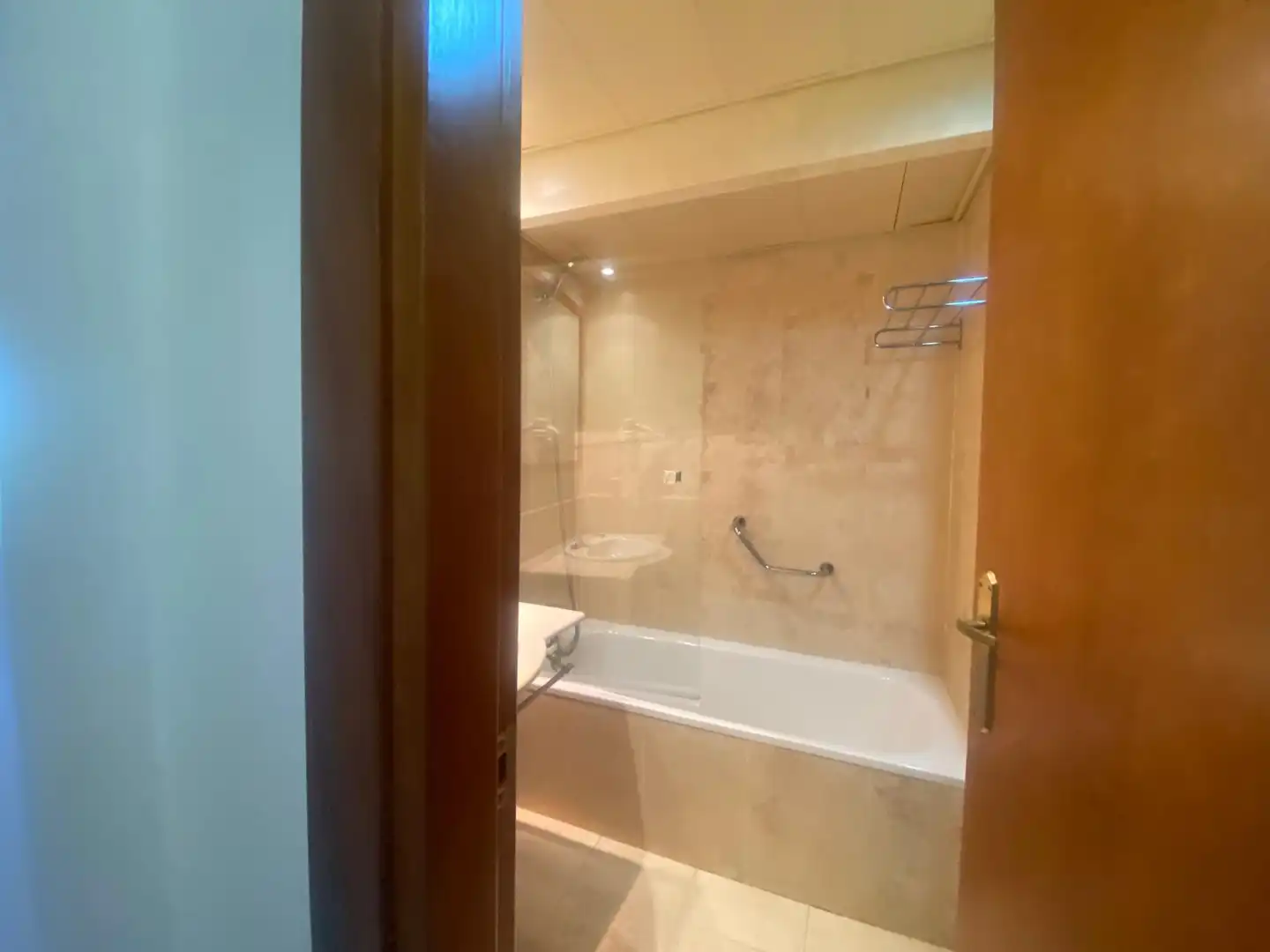 Baño de Apartamento en venta en Ayamonte con Aire acondicionado, Terraza y Amueblado