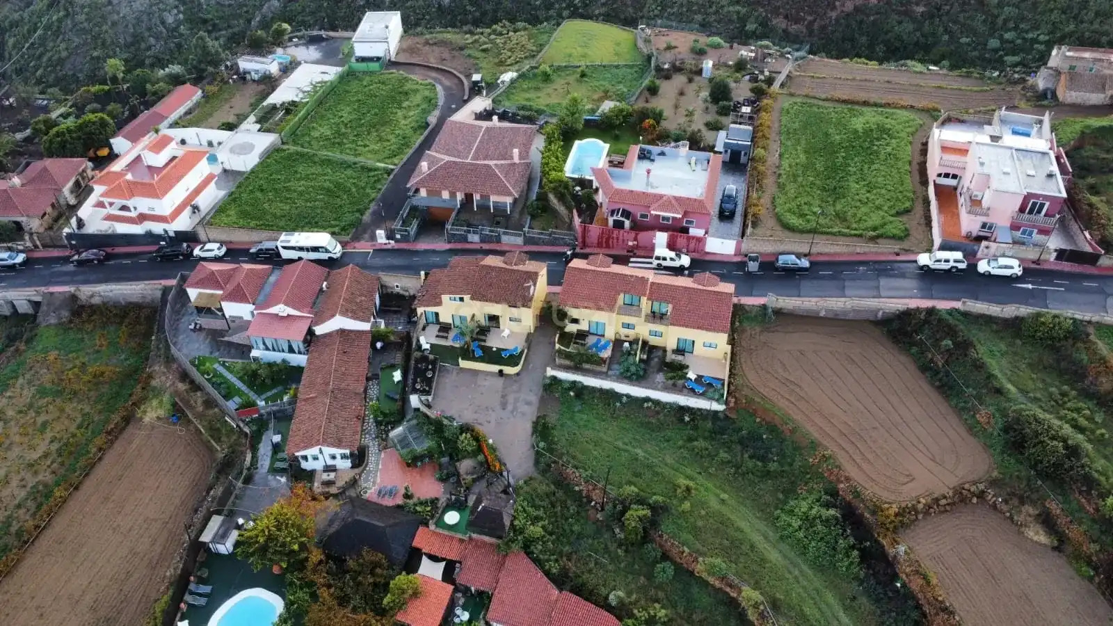 Exterior view of Houses for sale in San Miguel de Abona  with Swimming Pool