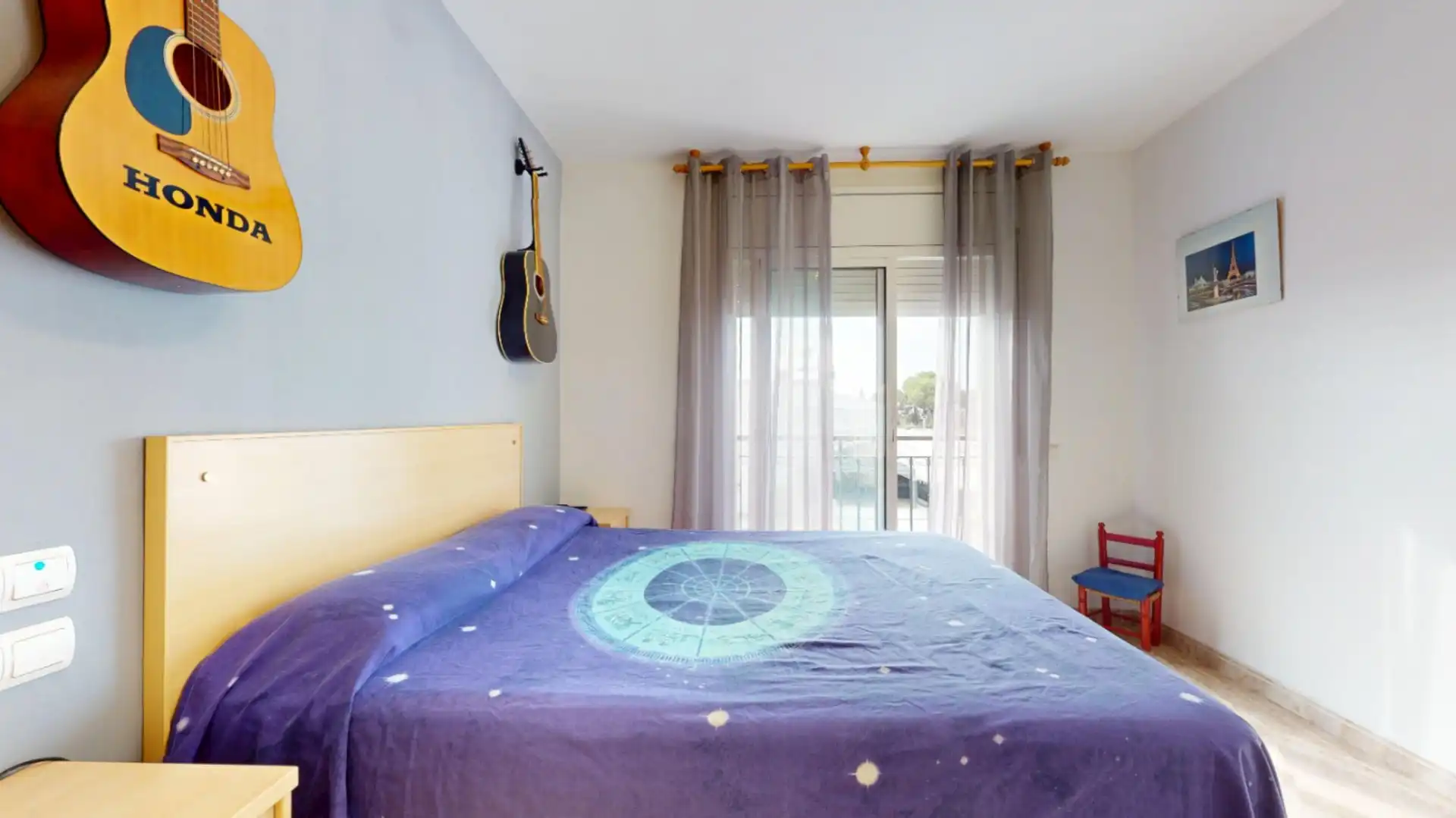 Habitación de Casa adosada en venta en Vilanova i la Geltrú con Calefacción y Terraza