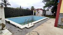 Piscina de Casa o xalet en venda en Valencina de la Concepción amb Terrassa i Piscina