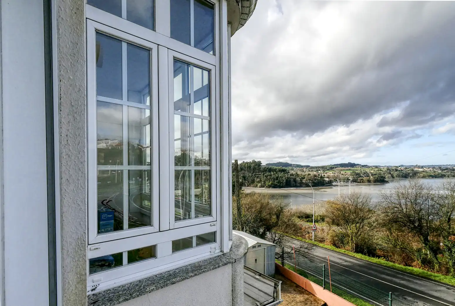 Vista exterior de Casa o chalet en venta en Bergondo con Calefacción, Jardín privado y Horno