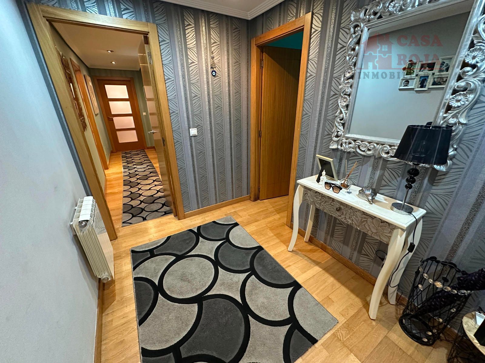 Piso en venta en Cangas  con Calefacción, Terraza y Trastero