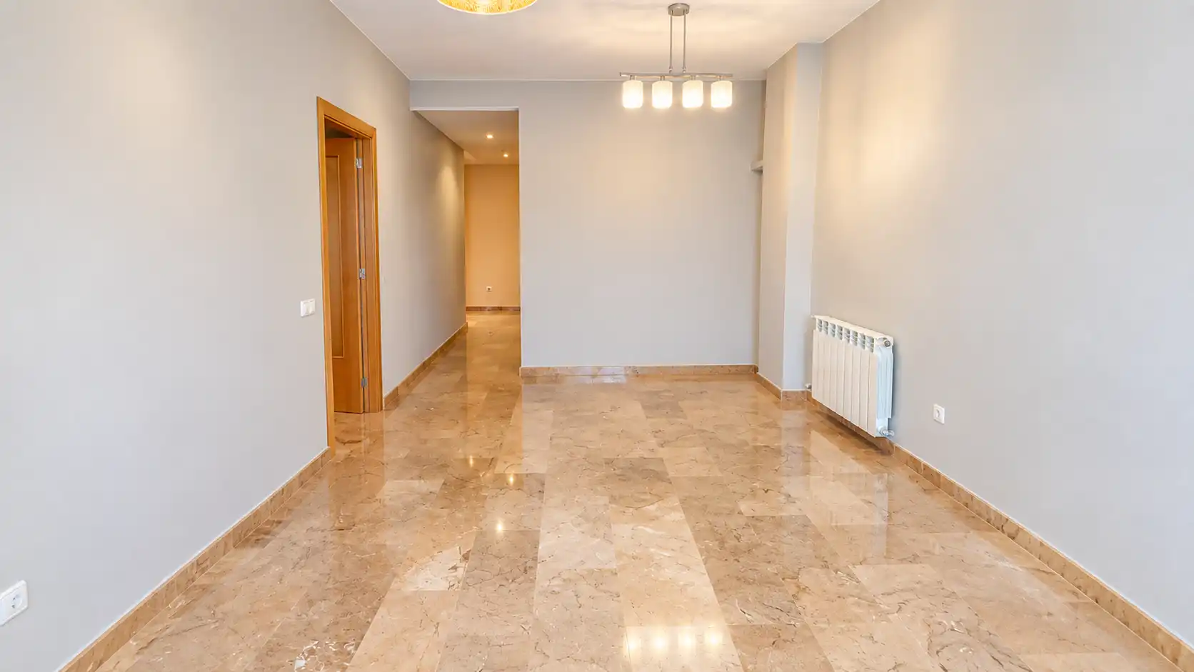 Flat with lift for sale in Lleo 11
