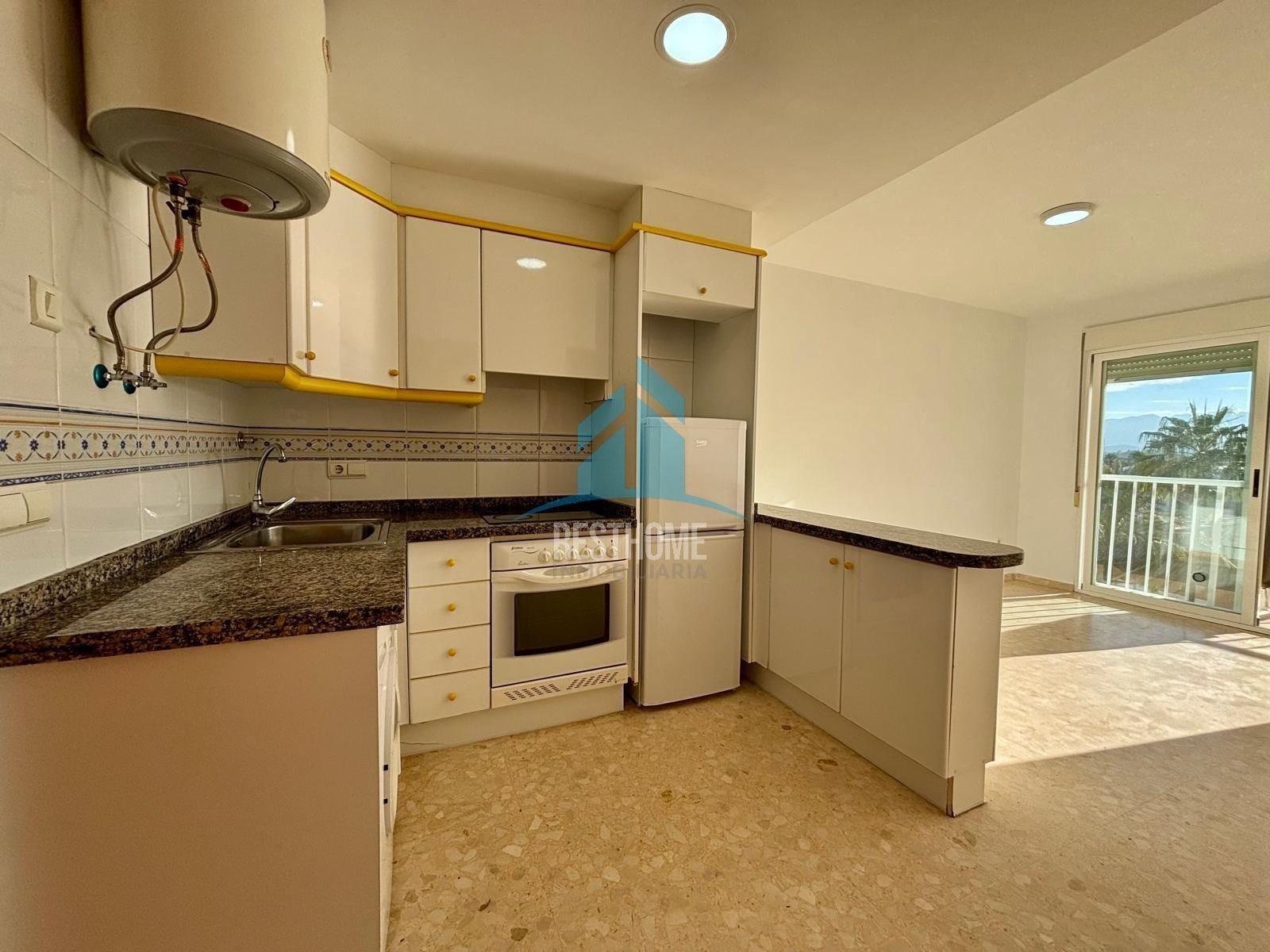 Cuina de Apartament en venda en Daimús amb Jardí privat, Terrassa i Balcó