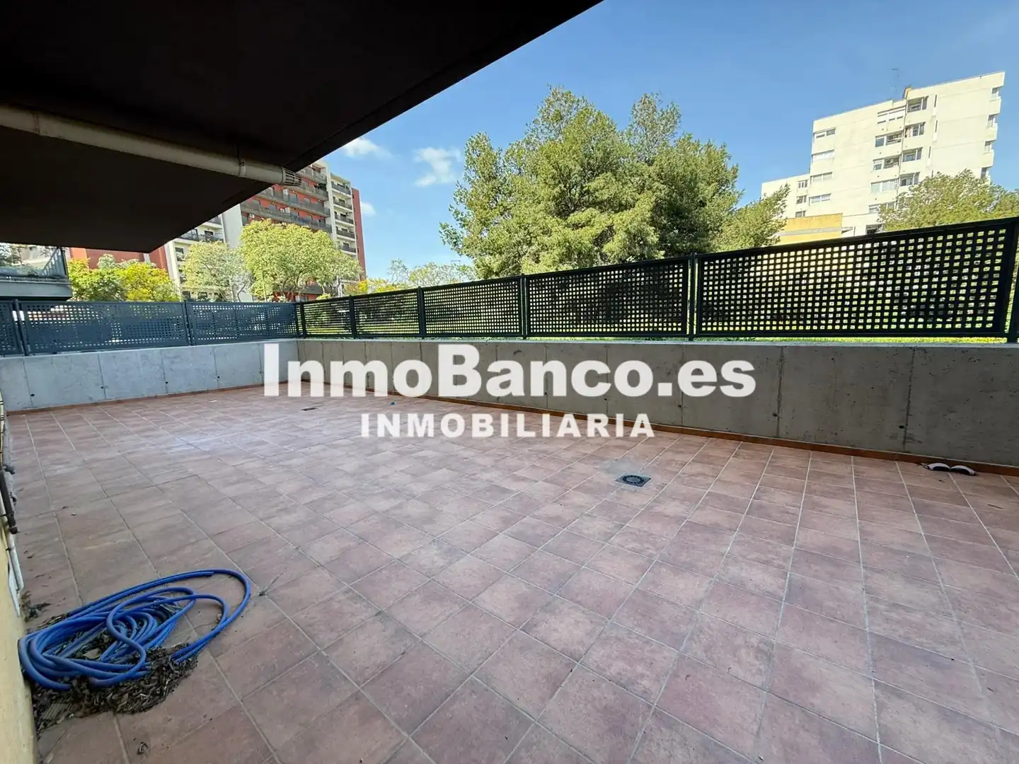 Pis amb piscina en venda a Carrer Silla 28, imagen 2