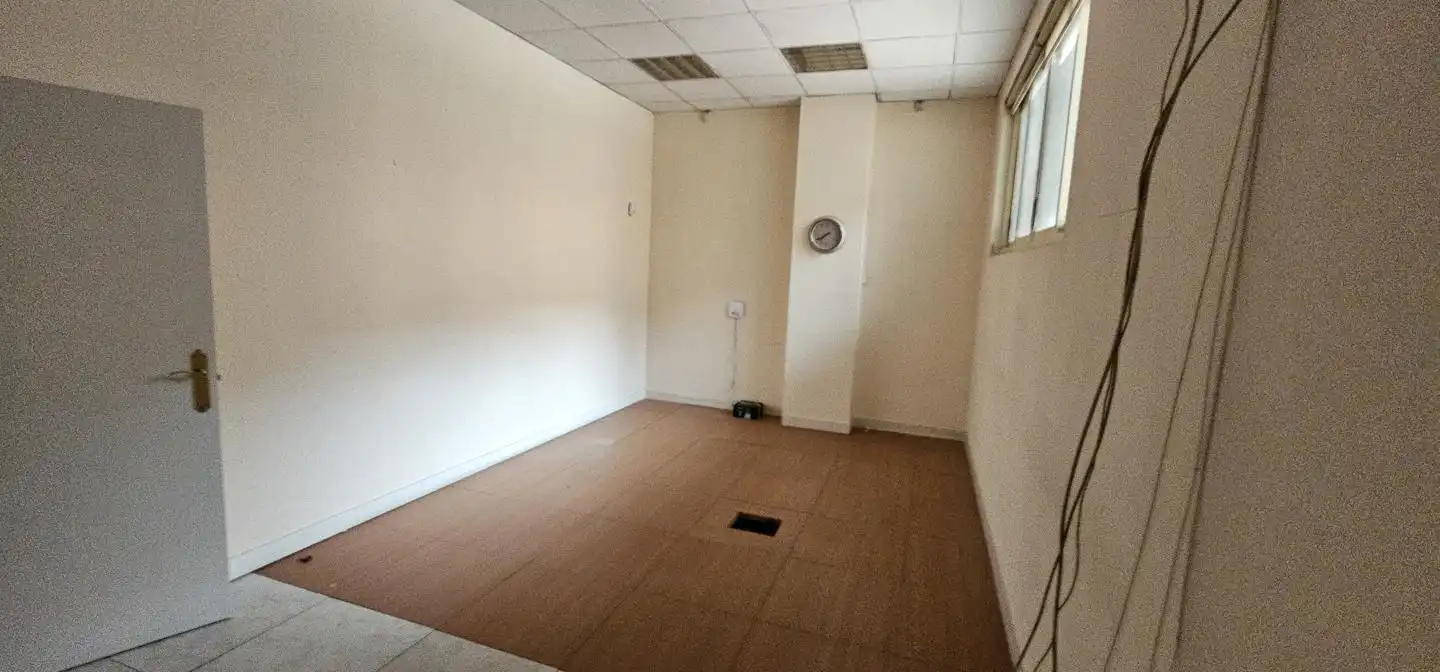 Commercial properties for sale in Avenida del Pinar, Parque Lisboa - La Paz