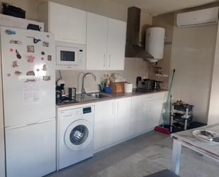 Kitchen of Flat for sale in Alcalá de Guadaira  with Air Conditioner, Furnished and Washing machine