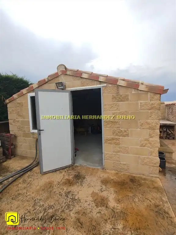 Casa o chalet en venta en Calvarrasa de Abajo con Calefacción, Jardín privado y Terraza