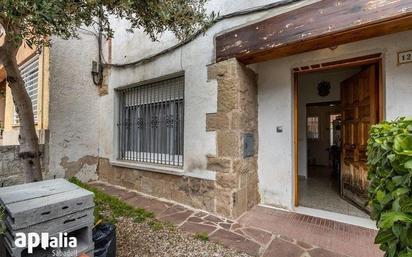 Vista exterior de Casa adosada en venda en Sabadell amb Calefacció