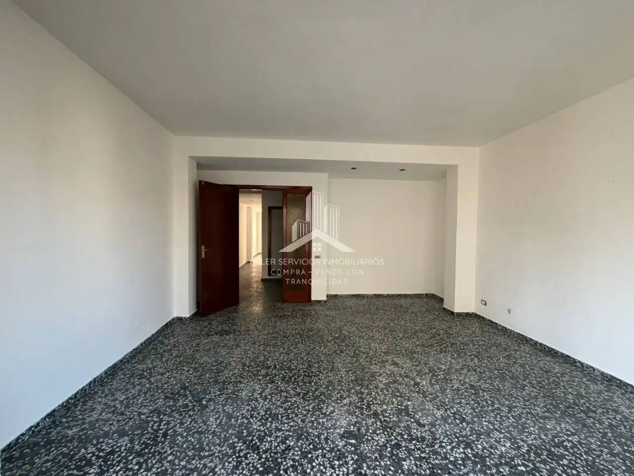 Wohnungen zum Verkauf in Avenida Cedre, Piscinas