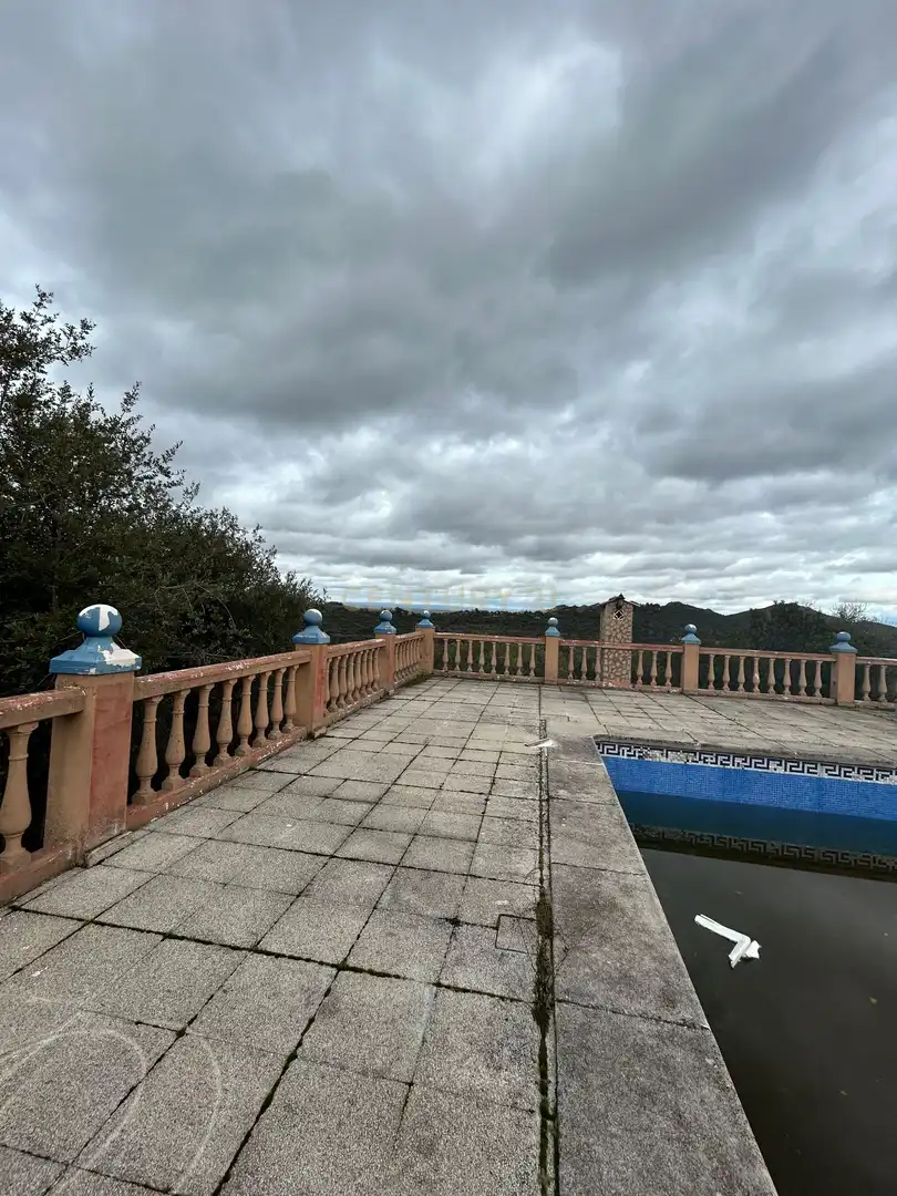 Terrassa de Casa o xalet en venda en Cáceres amb Jardí privat i Piscina
