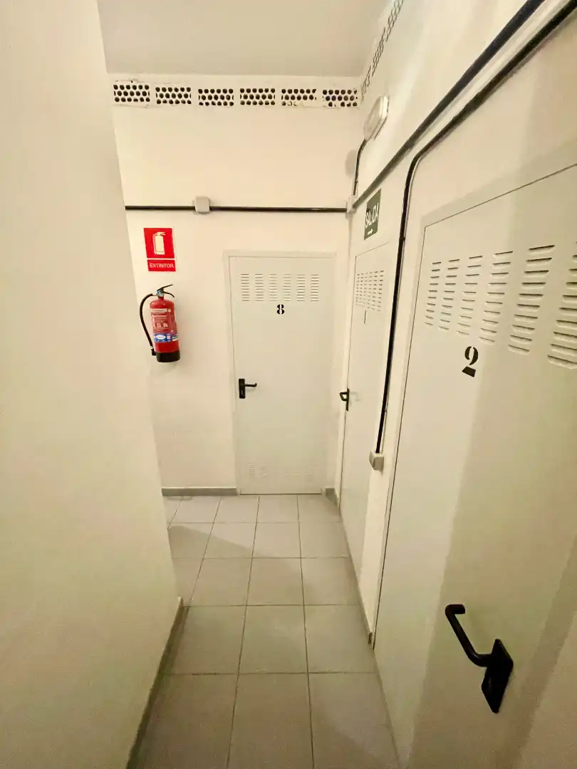 Piso en venta en Madrid con Calefacción, Terraza y Trastero