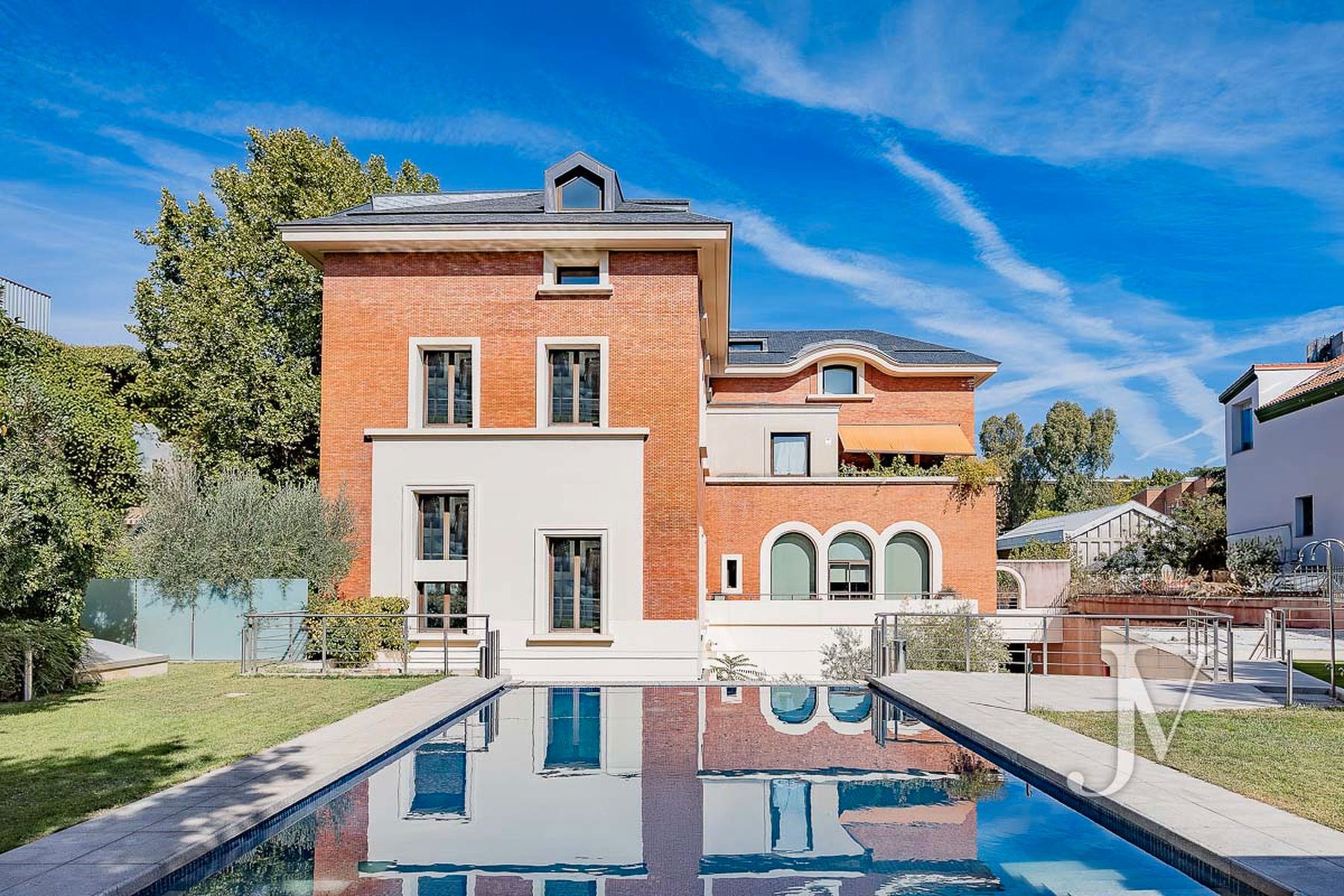 Exterior view of Flat for sale in  Madrid Capital  with Air Conditioner, Heating and Private garden