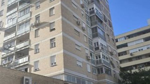 Photo 2 of Flat for rent in Calle de Mauricio Legendre, Castilla, Madrid Capital