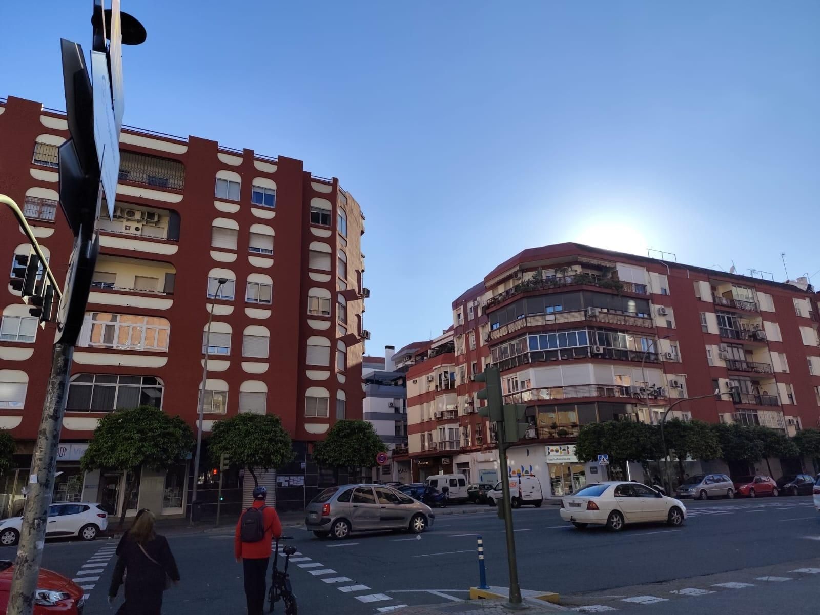 Vista exterior de Pis en venda en  Sevilla Capital amb Aire condicionat, Terrassa i Traster