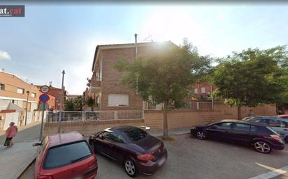 Vista exterior de Casa o xalet en venda en Vilanova i la Geltrú amb Terrassa, Piscina i Balcó