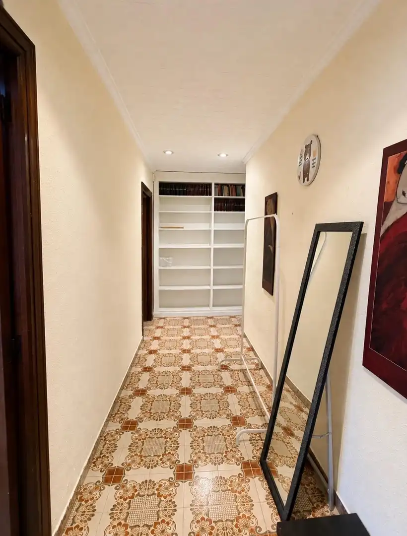 Flat for rent in Calle MARQUES DE MONTORTAL, Torrefiel