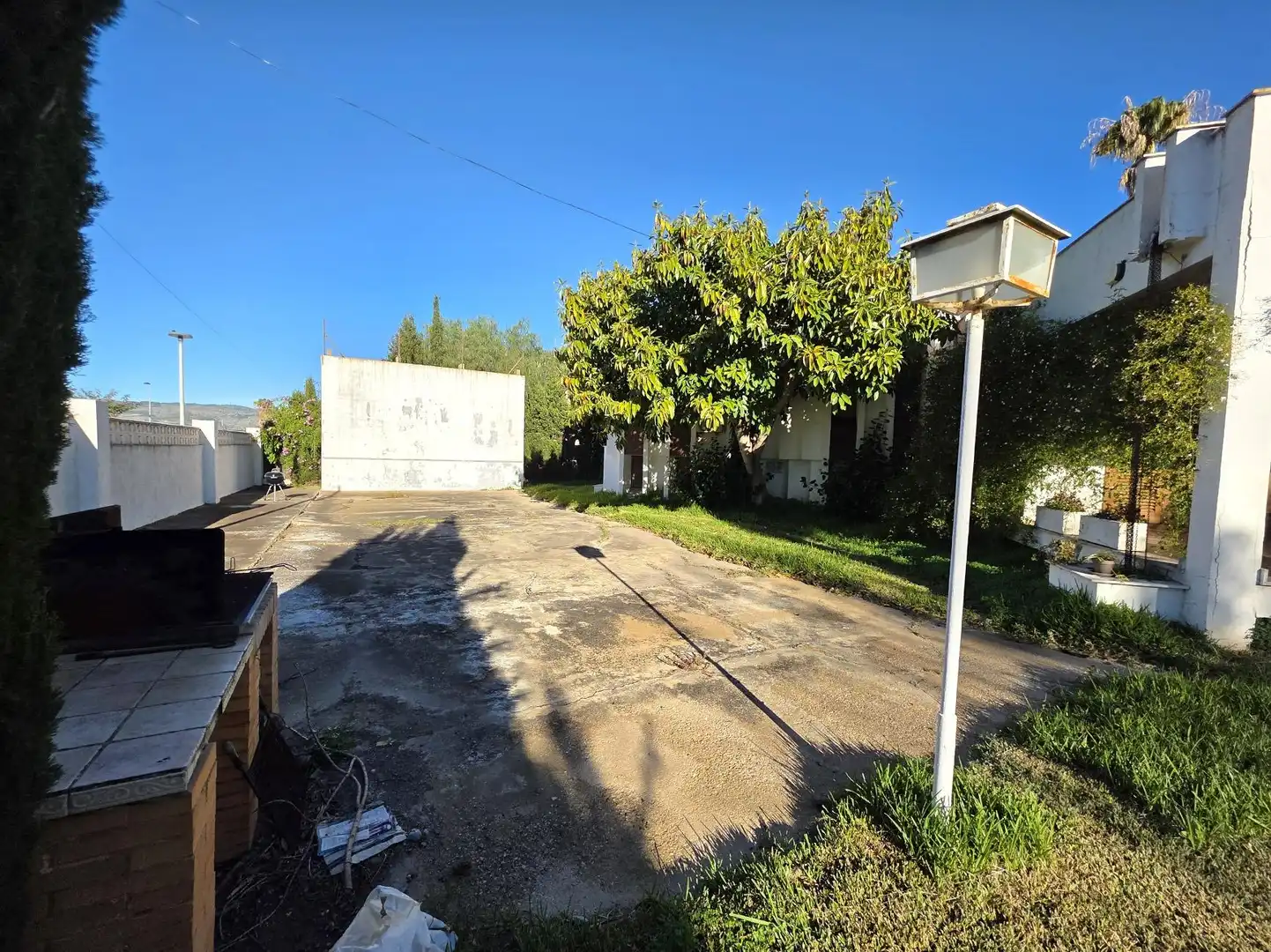 Vista exterior de Casa o xalet en venda en Castellón de la Plana / Castelló de la Plana amb Jardí privat, Terrassa i Piscina